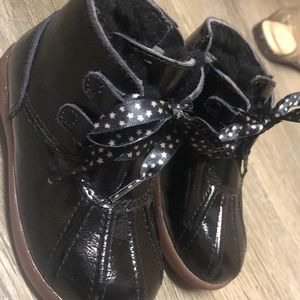 Ugg toddler booties 7.5 toddler